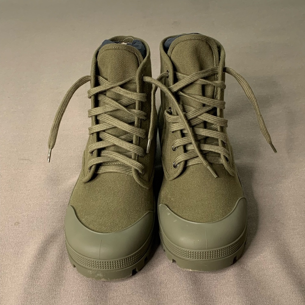 Celine”PATAPANS LACE UP BOOT IN CANVAS
ARMY GREEN”